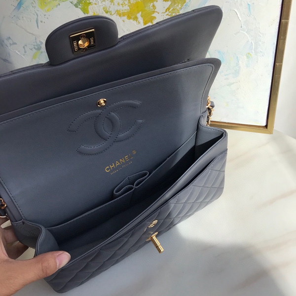 シャネルバッグレプリカ素材ディテール
